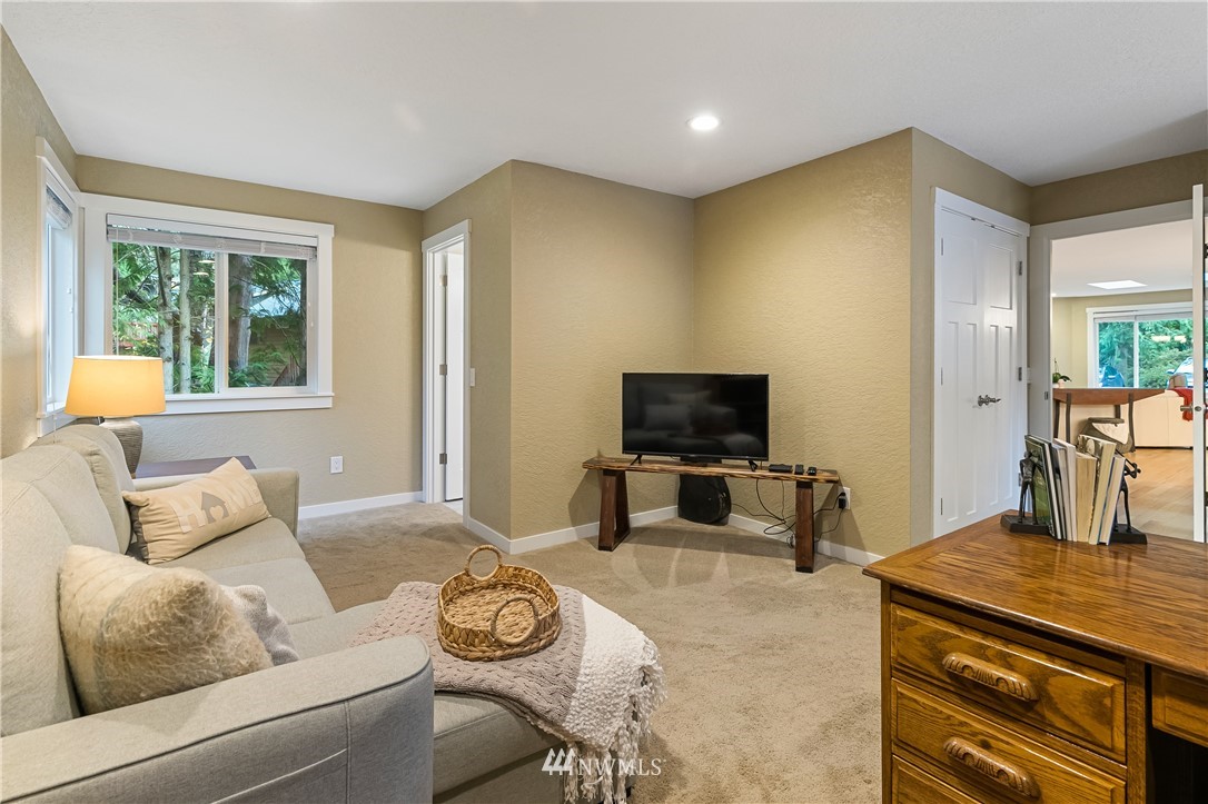 4205 Ridgewood Avenue Bellingham, WA 98229 - Photo 20 of 37 Gallery Image 20
