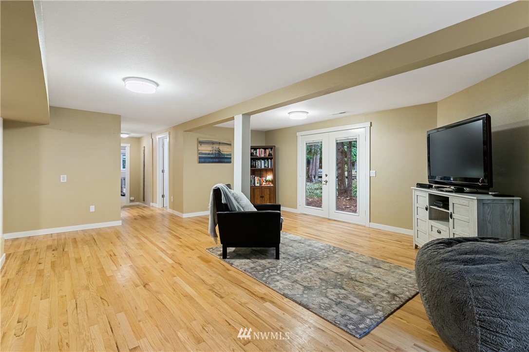 4205 Ridgewood Avenue Bellingham, WA 98229 - Photo 24 of 37 Gallery Image 24