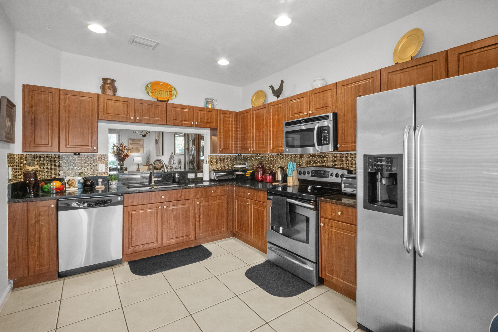 8291 Southwest 27th Street, Unit 103 Miramar, FL 33025 - Photo 6 of 43 _DSC9670
