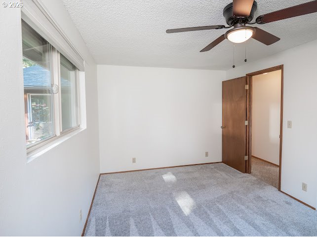 87974 8th Street Veneta, OR 97487 - Photo 33 of 48 a view of an empty room with a window