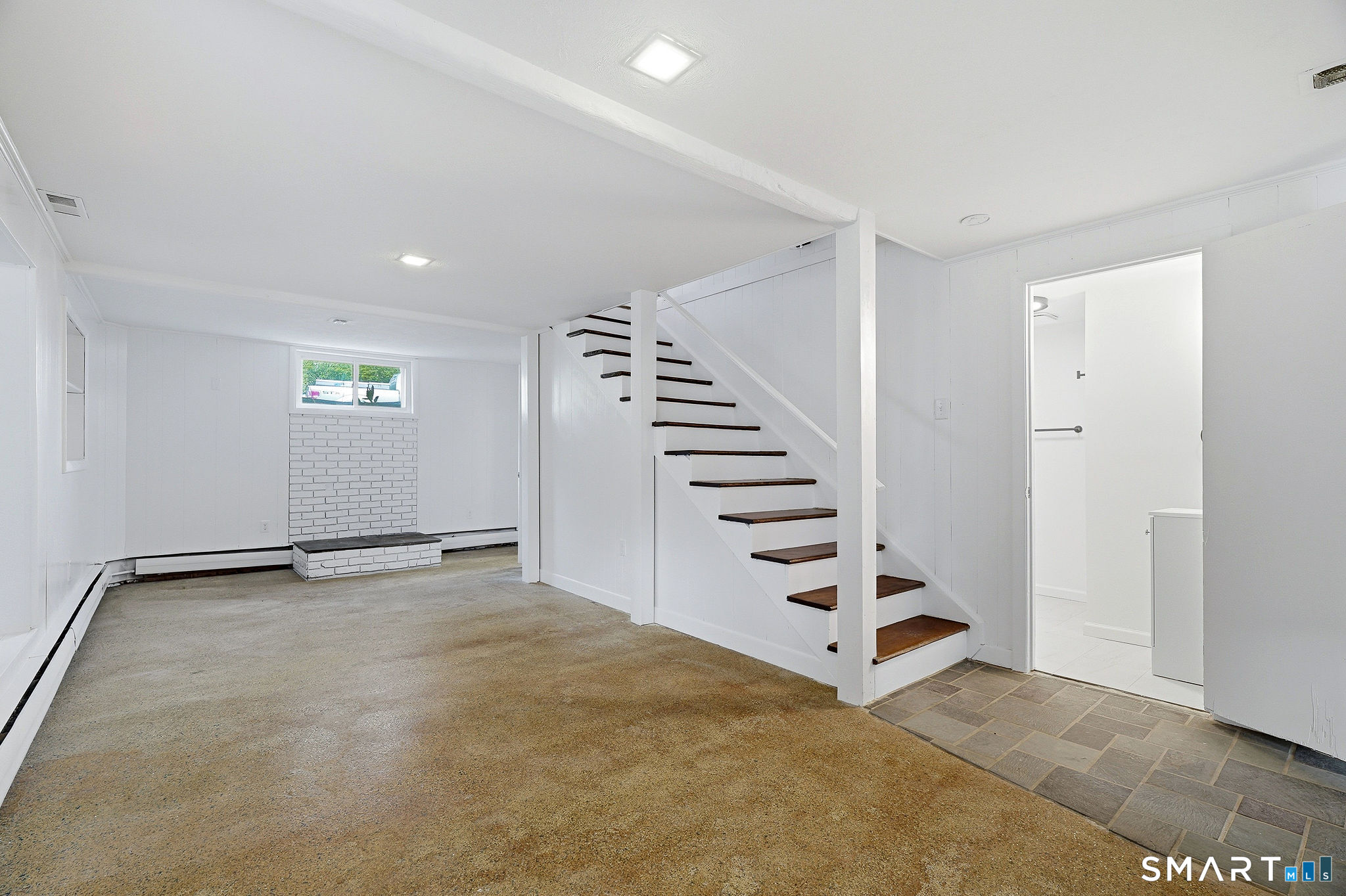 21 Tower Avenue Groton, CT 06340 - Photo 32 of 39