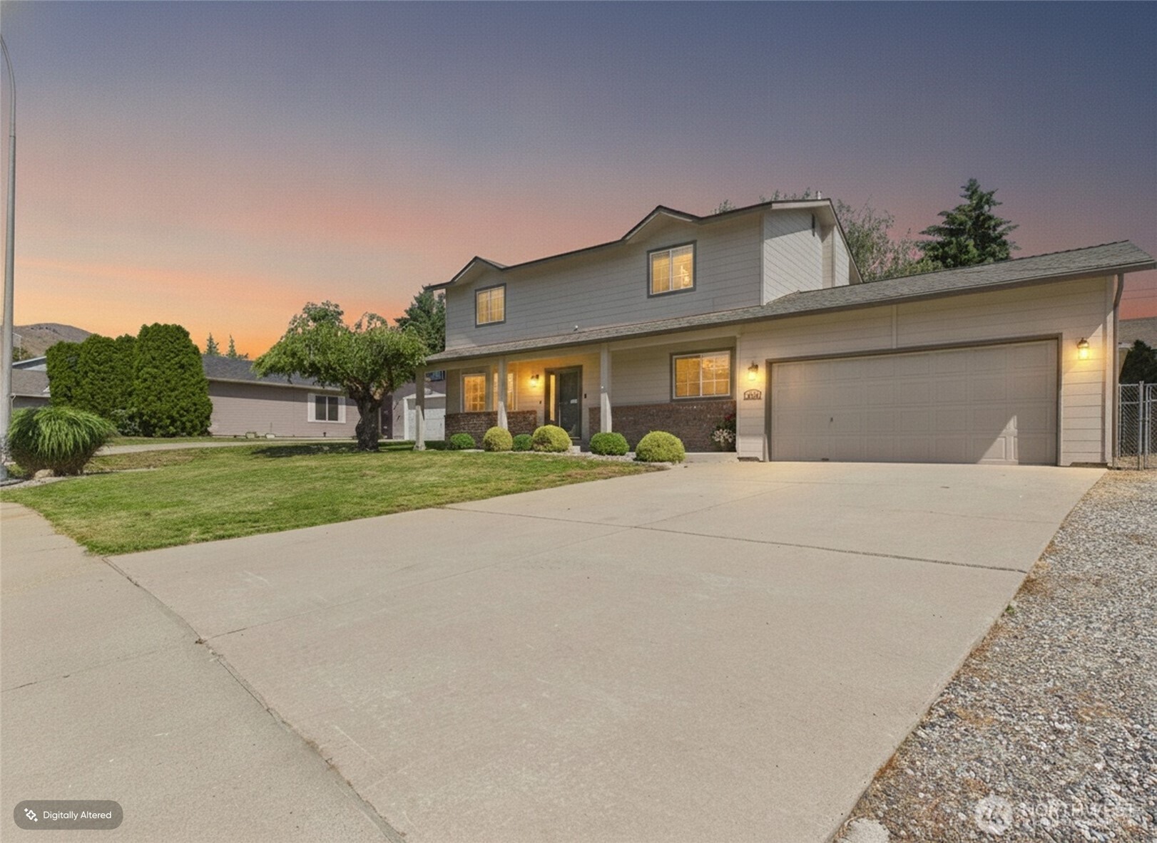 1510 Fourth Street Wenatchee, WA 98801 - Photo 1 of 27
