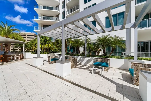 $2,250,000 | 111 South Pineapple Avenue, Unit 615, Sarasota, FL 34236
