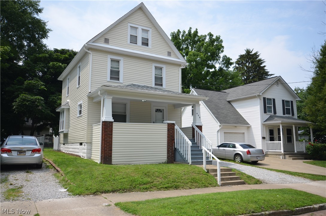 430 Alexander Street Akron, OH 44306 - Photo 2 of 23