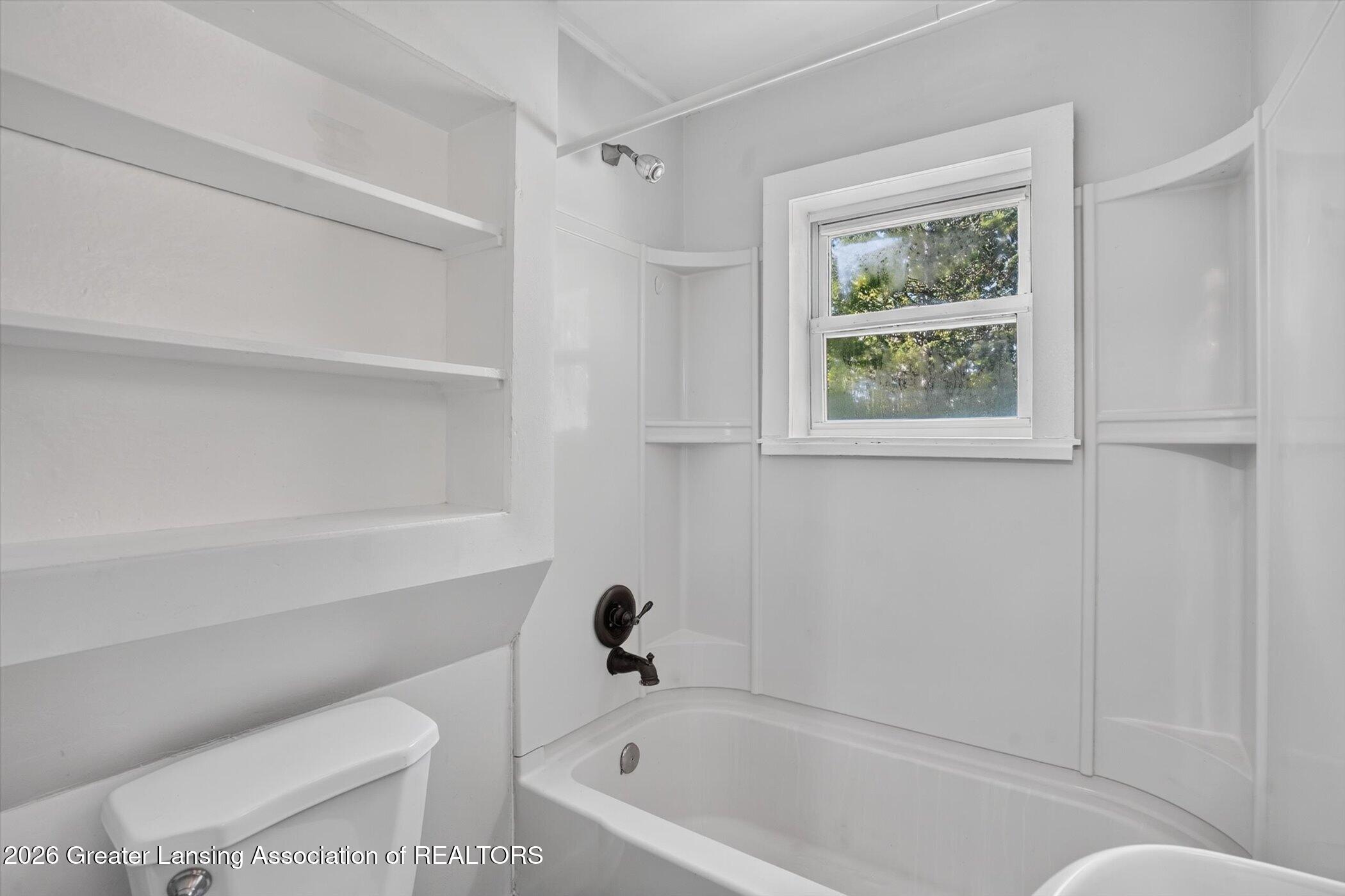 2020 Hamilton Road Okemos, MI 48864 - Photo 23 of 38 24-2020-Hamilton-Rd-WindowStill-Photogra
