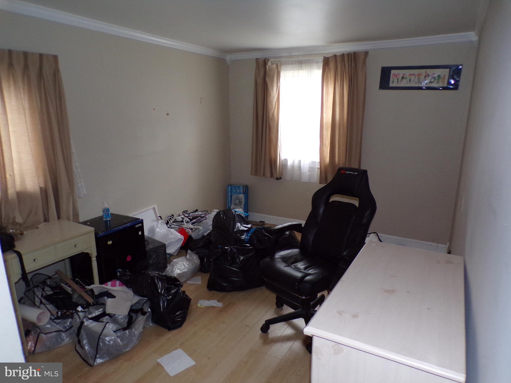 65 Trent Road Blackwood, NJ 08012 - Photo 14 of 23 a room with furniture and a window