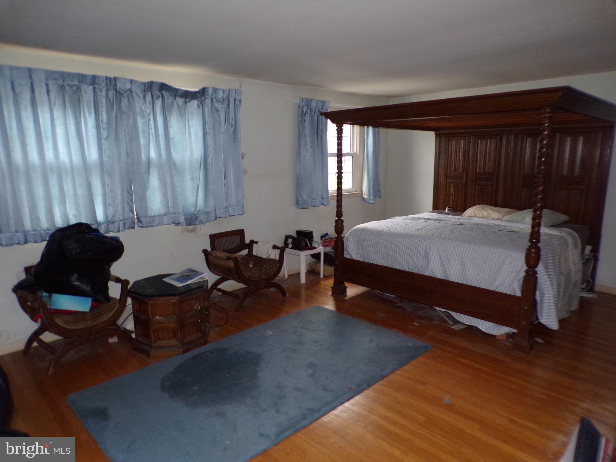 65 Trent Road Blackwood, NJ 08012 - Photo 7 of 23 a bedroom with bed couch and window