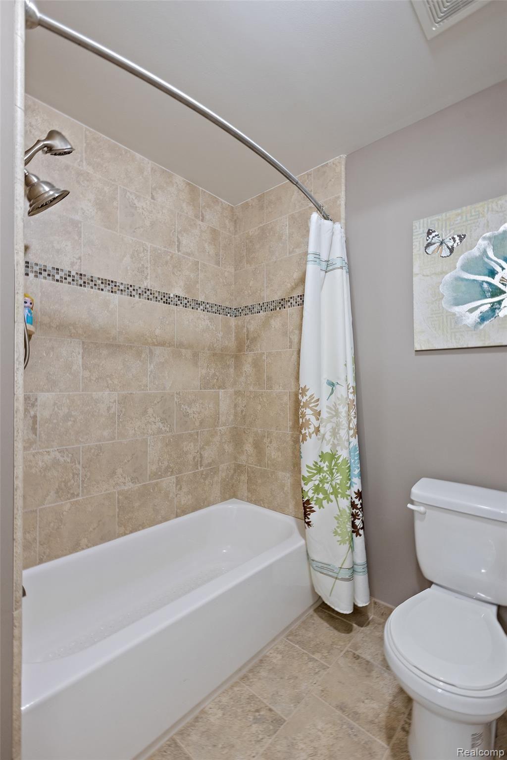 69244 Lake Point Lane Romeo, MI 48065 - Photo 48 of 95 69244 Lake Point-73.jpg