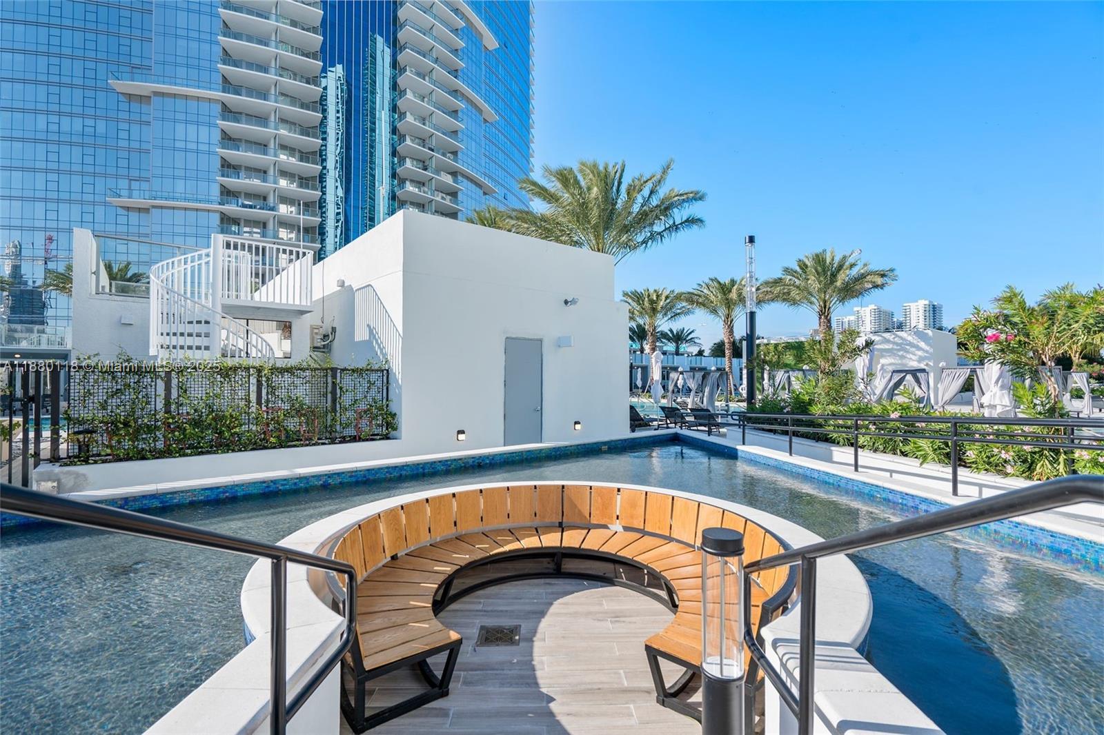 851 Northeast 1st Avenue, Unit 4310 Miami, FL 33132 - Photo 17 of 49