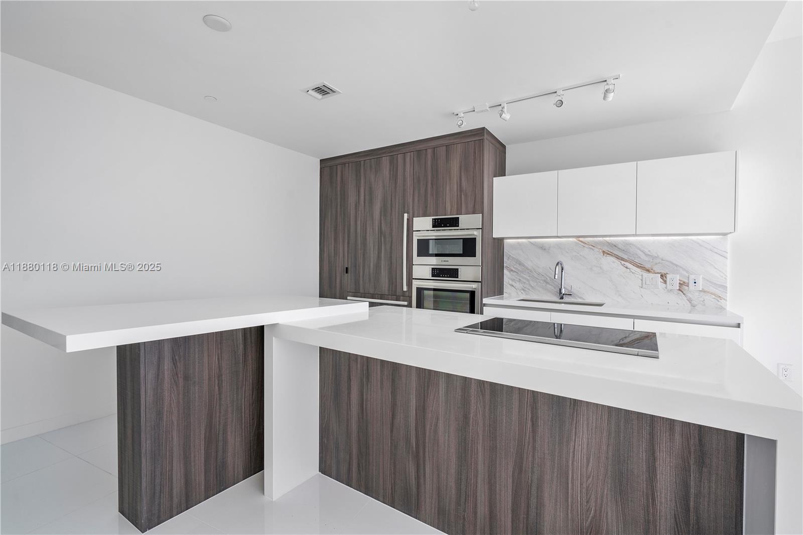 851 Northeast 1st Avenue, Unit 4310 Miami, FL 33132 - Photo 40 of 49