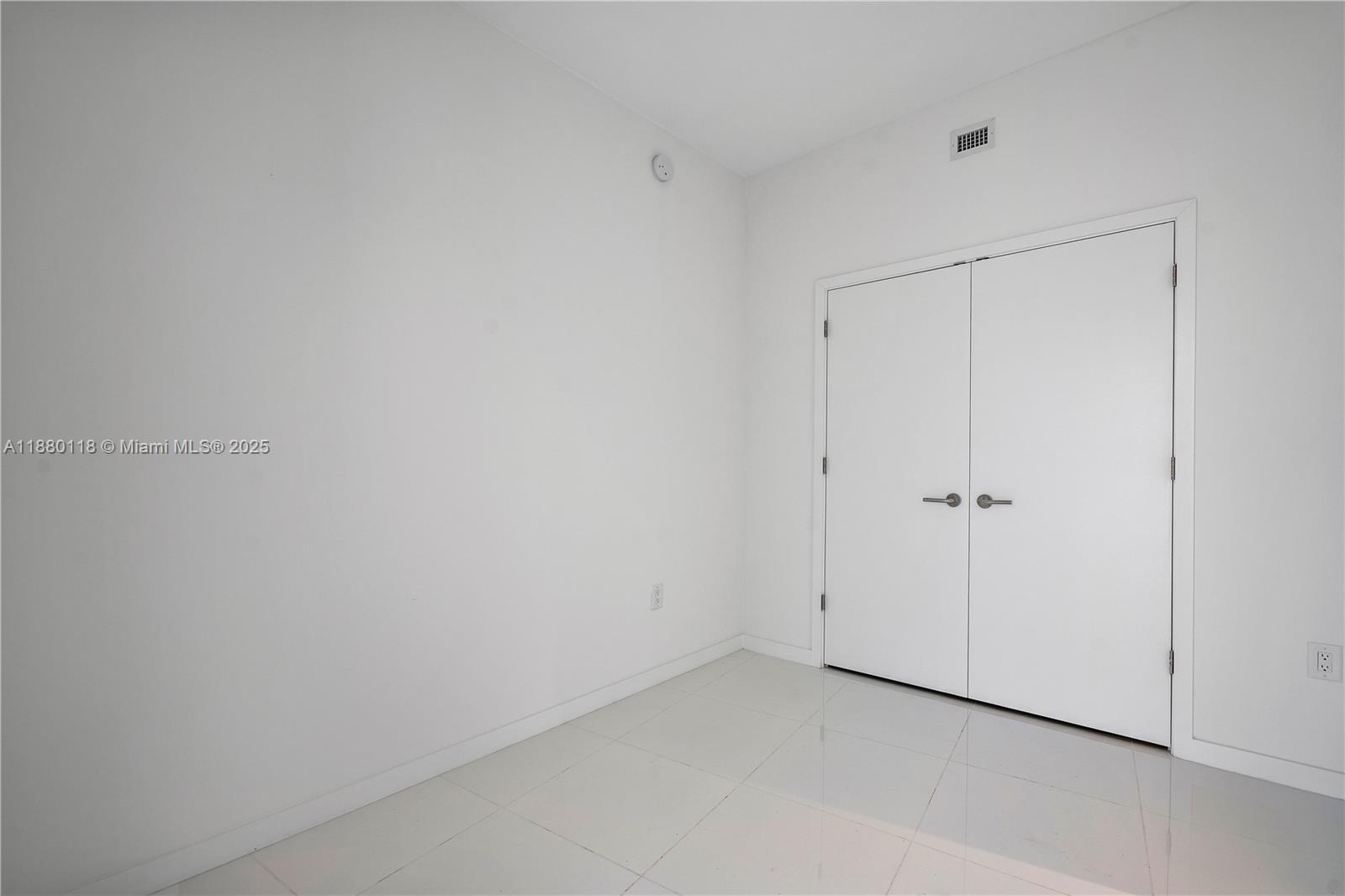 851 Northeast 1st Avenue, Unit 4310 Miami, FL 33132 - Photo 46 of 49