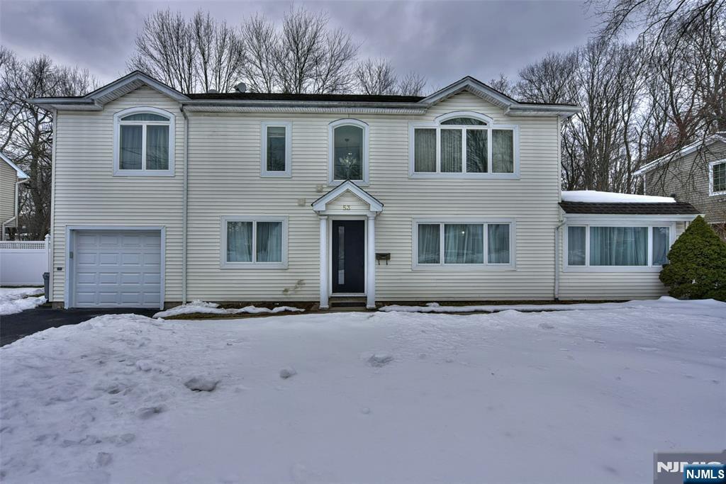 53 Lockwood Drive Waldwick, NJ 07463 - Photo 2 of 26