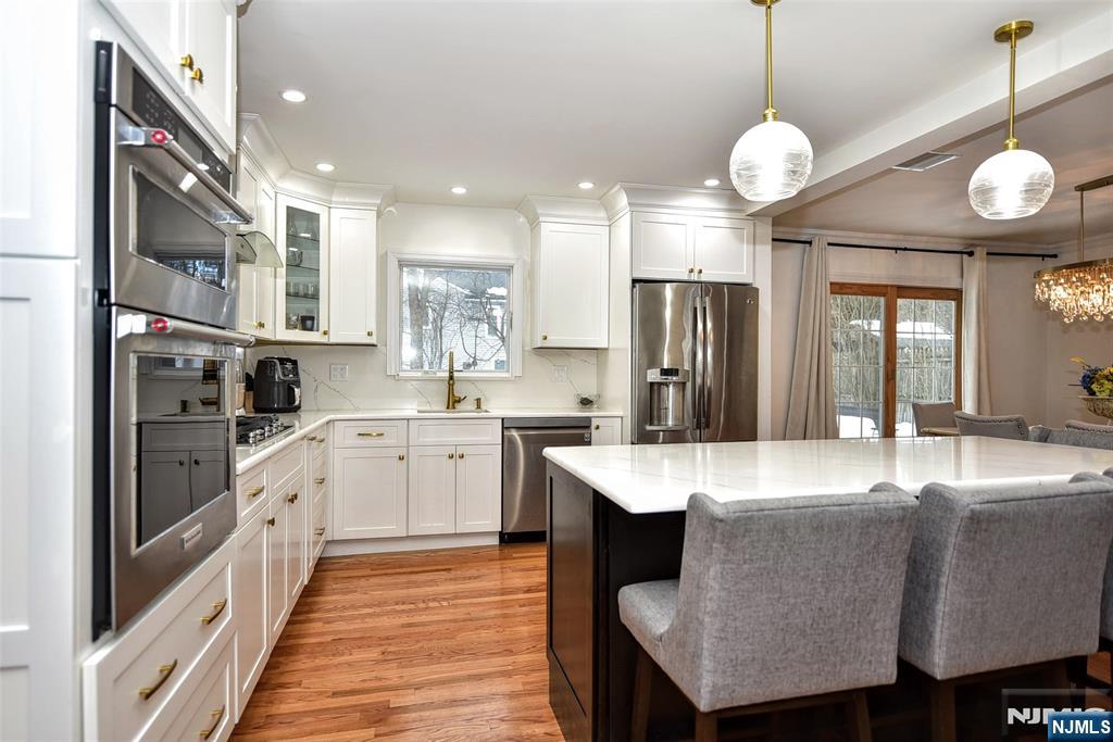 53 Lockwood Drive Waldwick, NJ 07463 - Photo 7 of 26