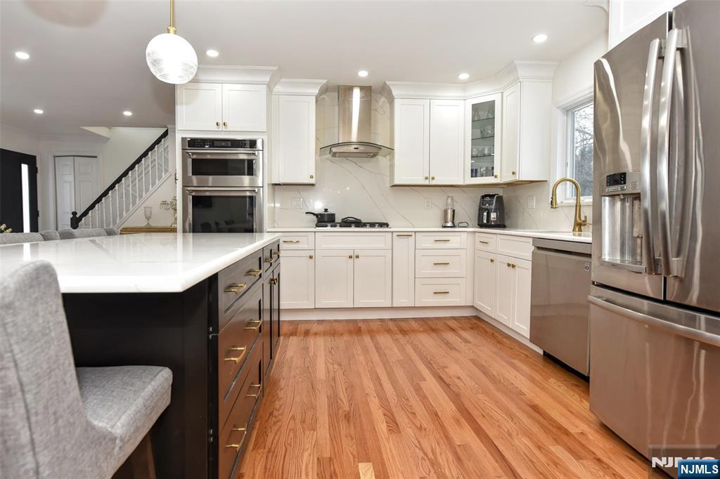 53 Lockwood Drive Waldwick, NJ 07463 - Photo 9 of 26