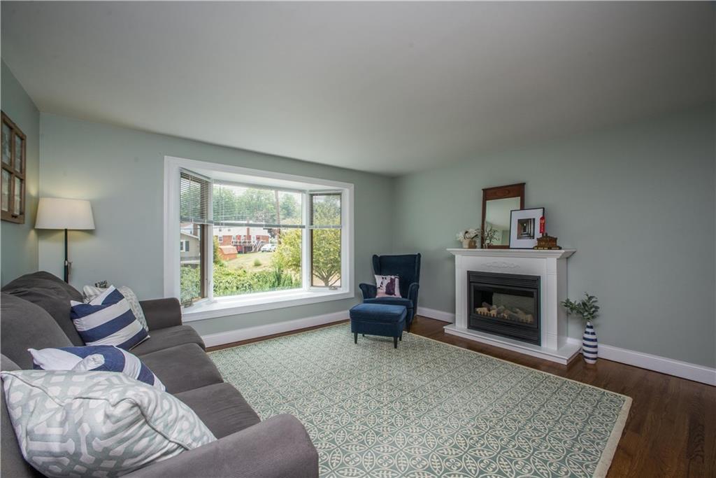 23 Stancey Road Pittsburgh, PA 15220 - Photo 3 of 25 Look at the gorgeous bay window and fireplace!