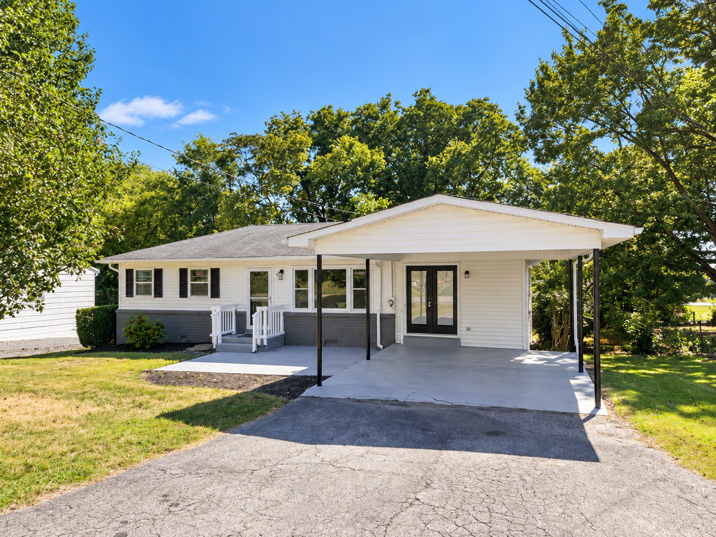 210 Rolling Road Shelbyville, TN 37160 - Photo 1 of 36 Gallery Image 1