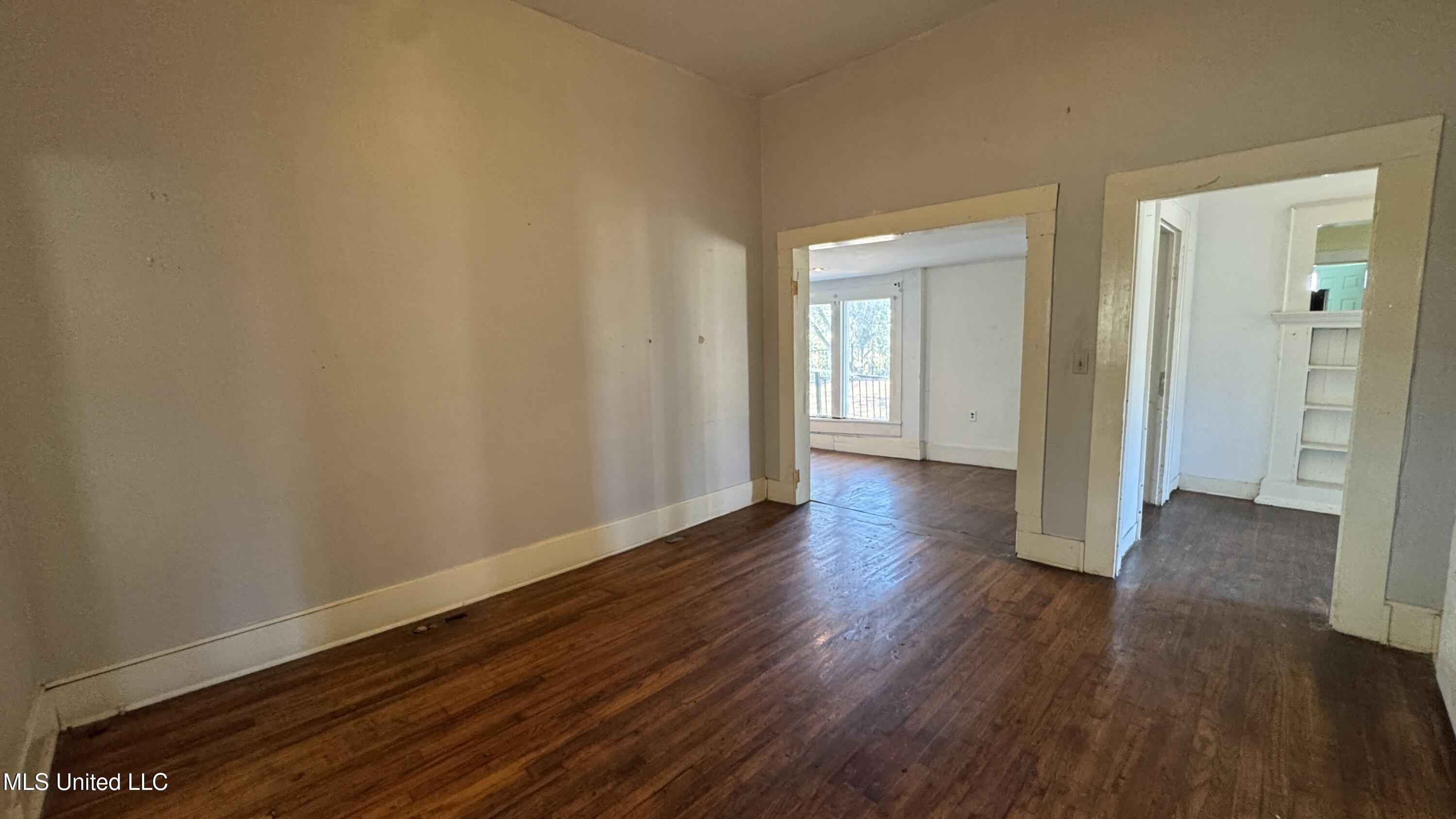 155 Main Street Raleigh, MS 39153 - Photo 14 of 46 IMG_E6355