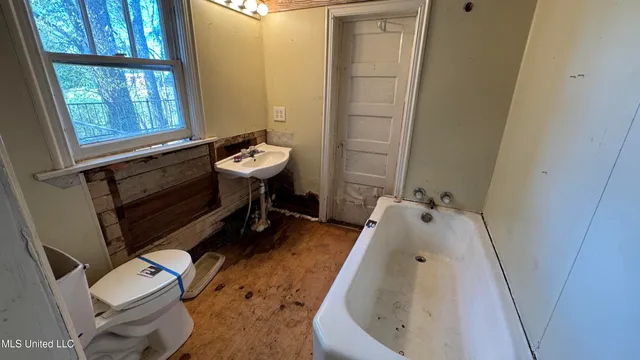 $87,500 | 155 Main Street, Raleigh, MS 39153