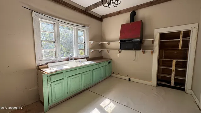 $87,500 | 155 Main Street, Raleigh, MS 39153