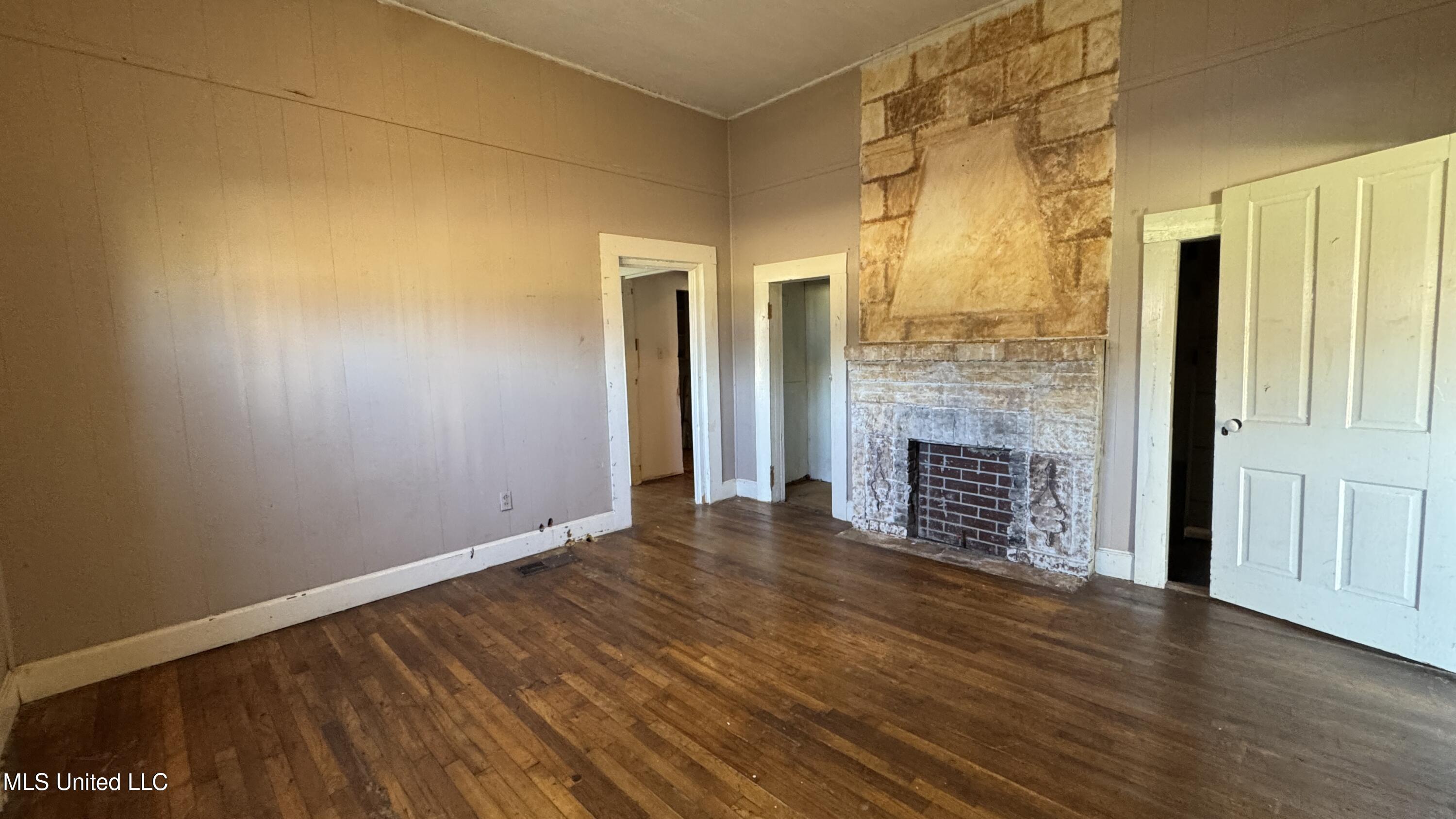 155 Main Street Raleigh, MS 39153 - Photo 34 of 46 IMG_E6385