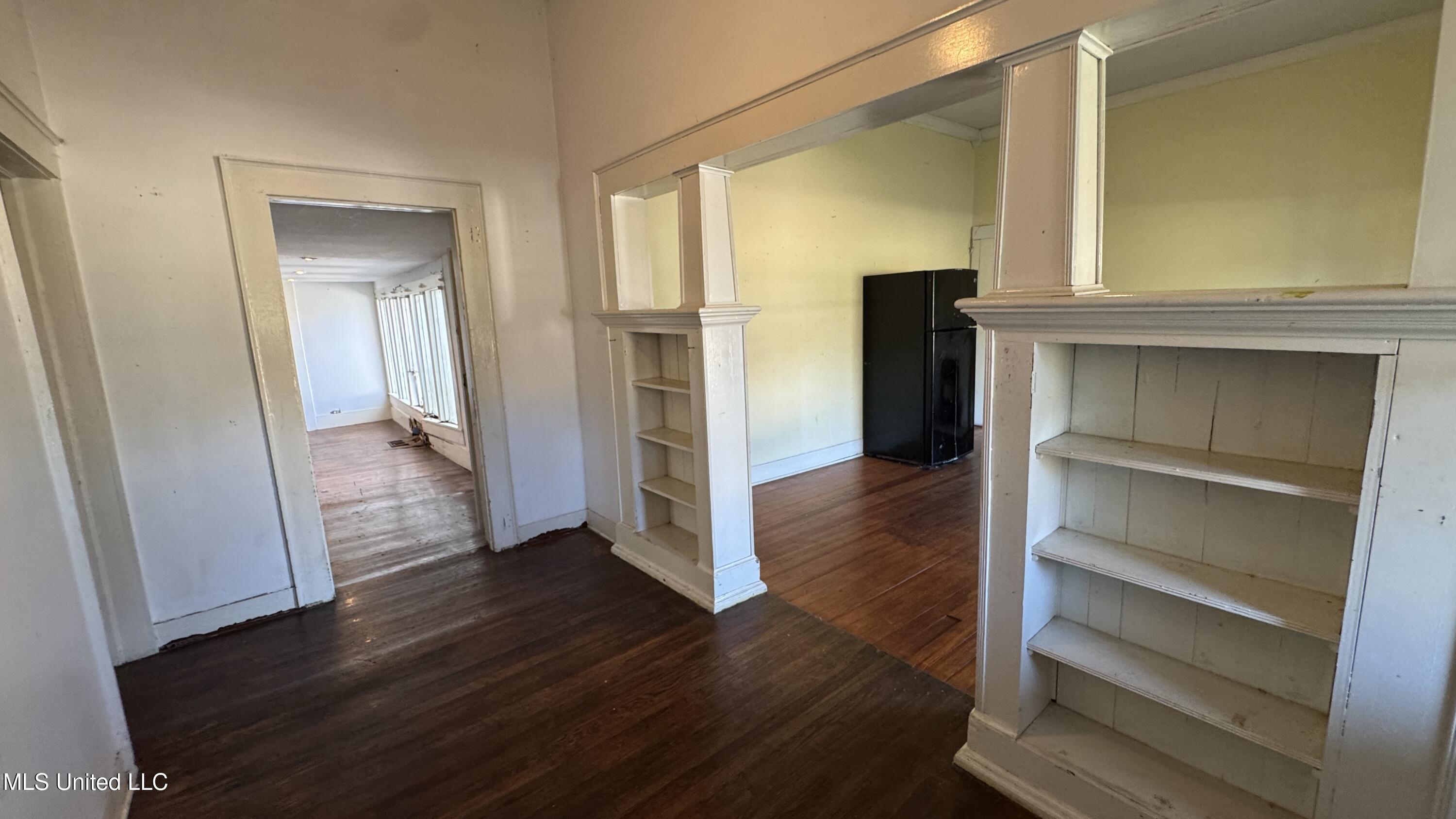 155 Main Street Raleigh, MS 39153 - Photo 5 of 46 IMG_E6387