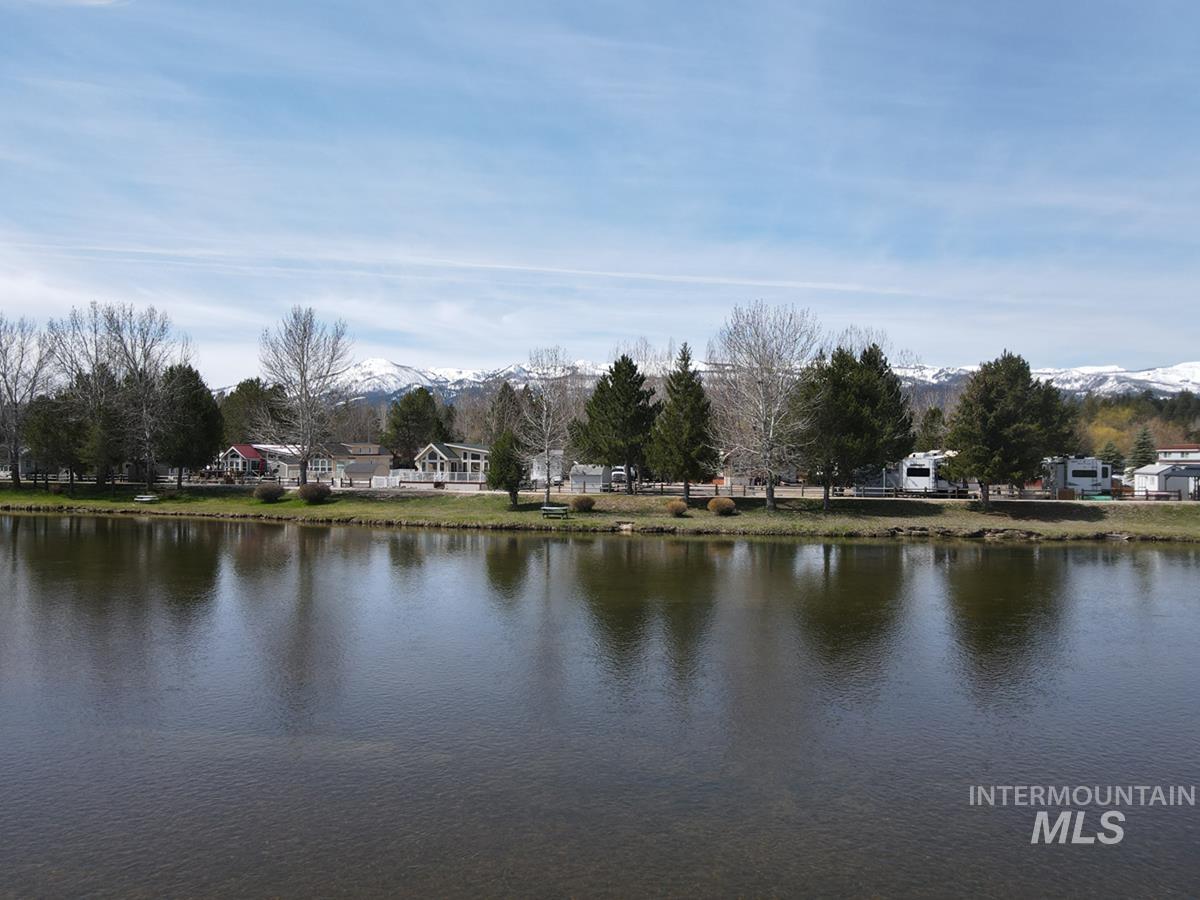15 P Street Cascade, ID 83611 - Photo 3 of 24