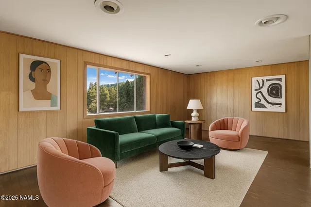 $1,500,000 | 3005 North Fort Valley Road, Flagstaff, AZ 86001