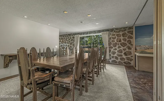 $1,500,000 | 3005 North Fort Valley Road, Flagstaff, AZ 86001