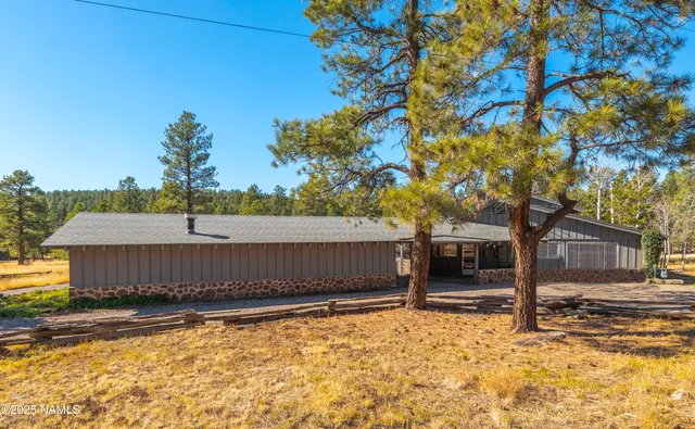 $1,500,000 | 3005 North Fort Valley Road, Flagstaff, AZ 86001