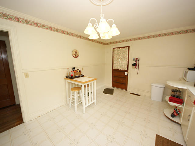 511 Canterbury Road Charleston, SC 29407 - Photo 15 of 24 11
