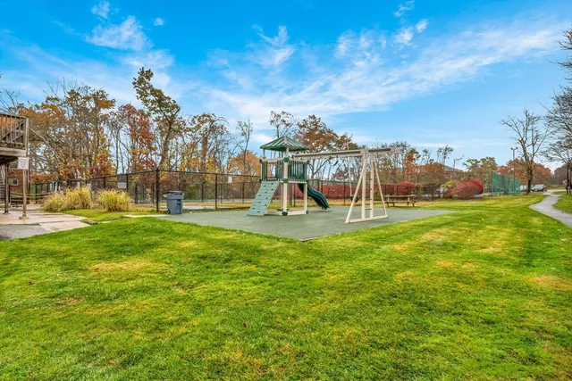 $335,000 | 70 Farrwood Avenue, Unit 7, North Andover, MA 01845