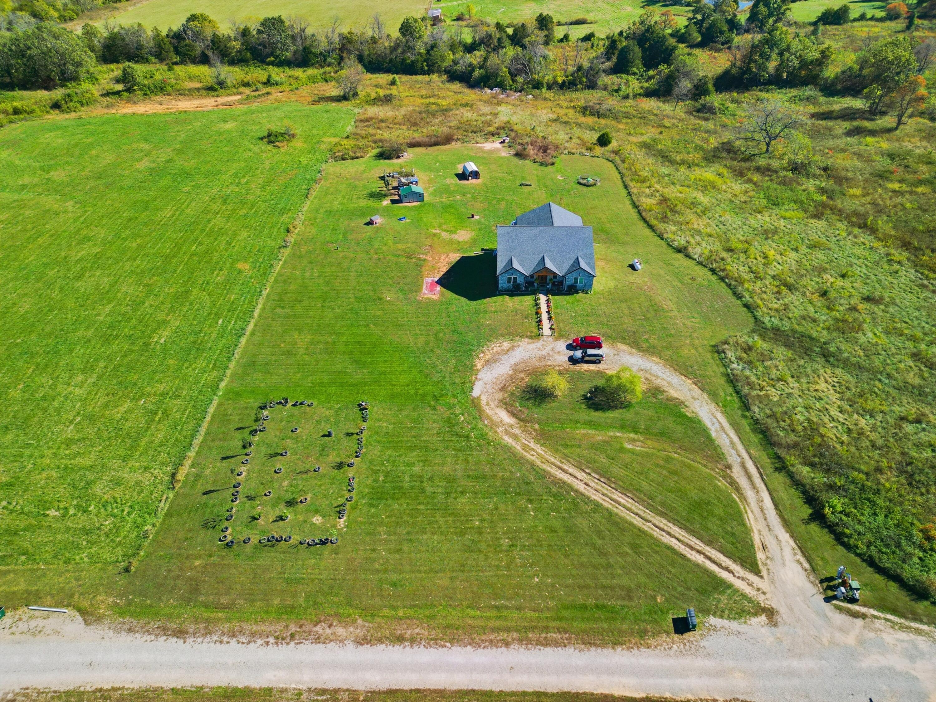 1826 Top Road Mountain Grove, MO 65711 - Photo 43 of 44 DJI_0402