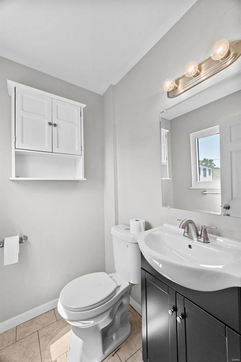 12748 Missouri Bottom Road Hazelwood, MO 63042 - Photo 18 of 25