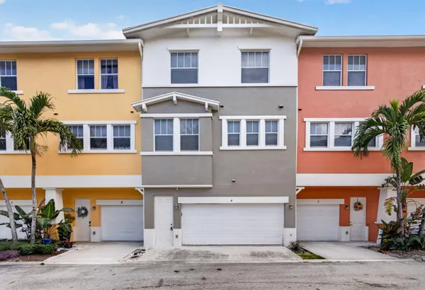 $3,650 | 430 Amador Lane, Unit 4, West Palm Beach, FL 33401