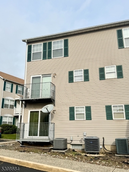 239 40th Street, Unit 7 Irvington, NJ 07111 - Photo 9 of 11 a front view of a house
