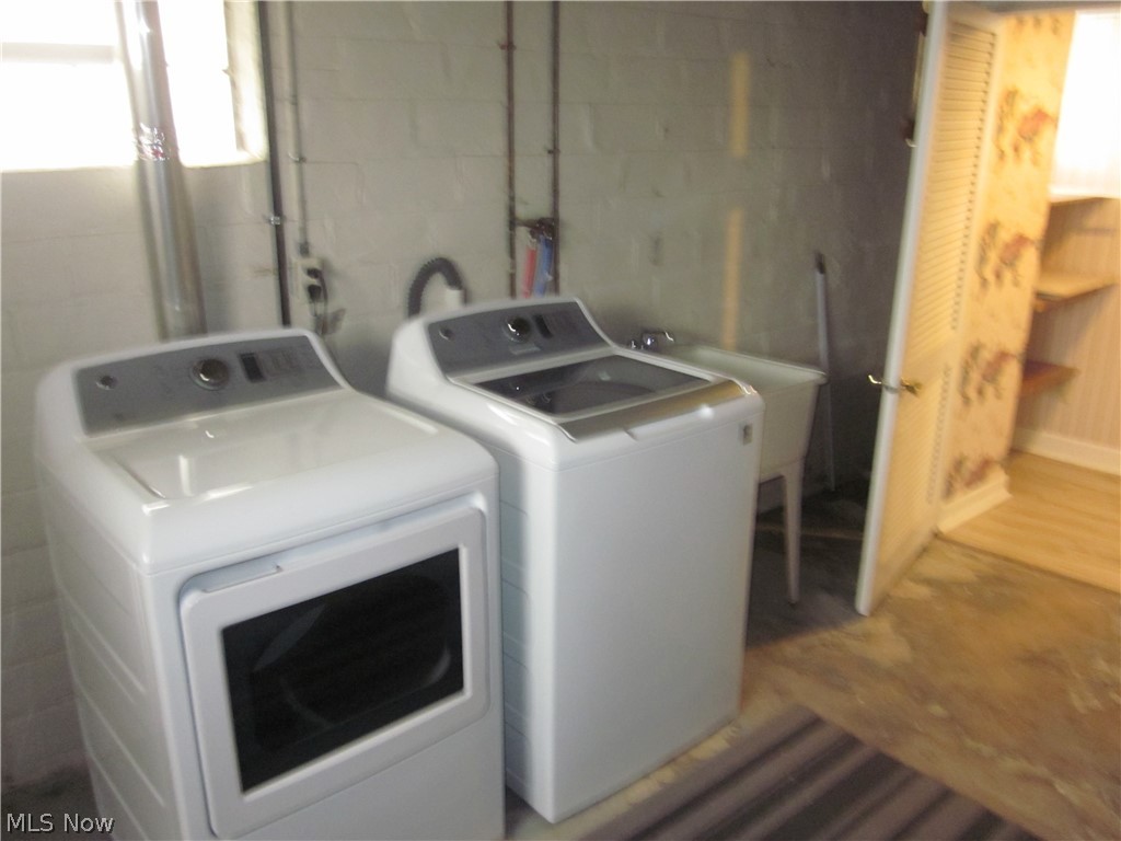 3696 West Park Road Cleveland, OH 44111 - Photo 18 of 22 Gallery Image 18