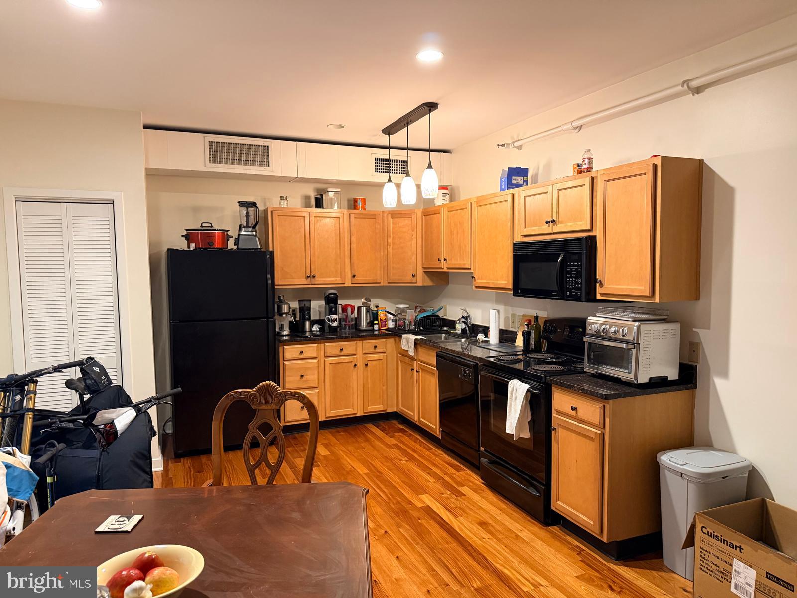 11 West 2nd Street Bethlehem, PA 18015 - Photo 1 of 20