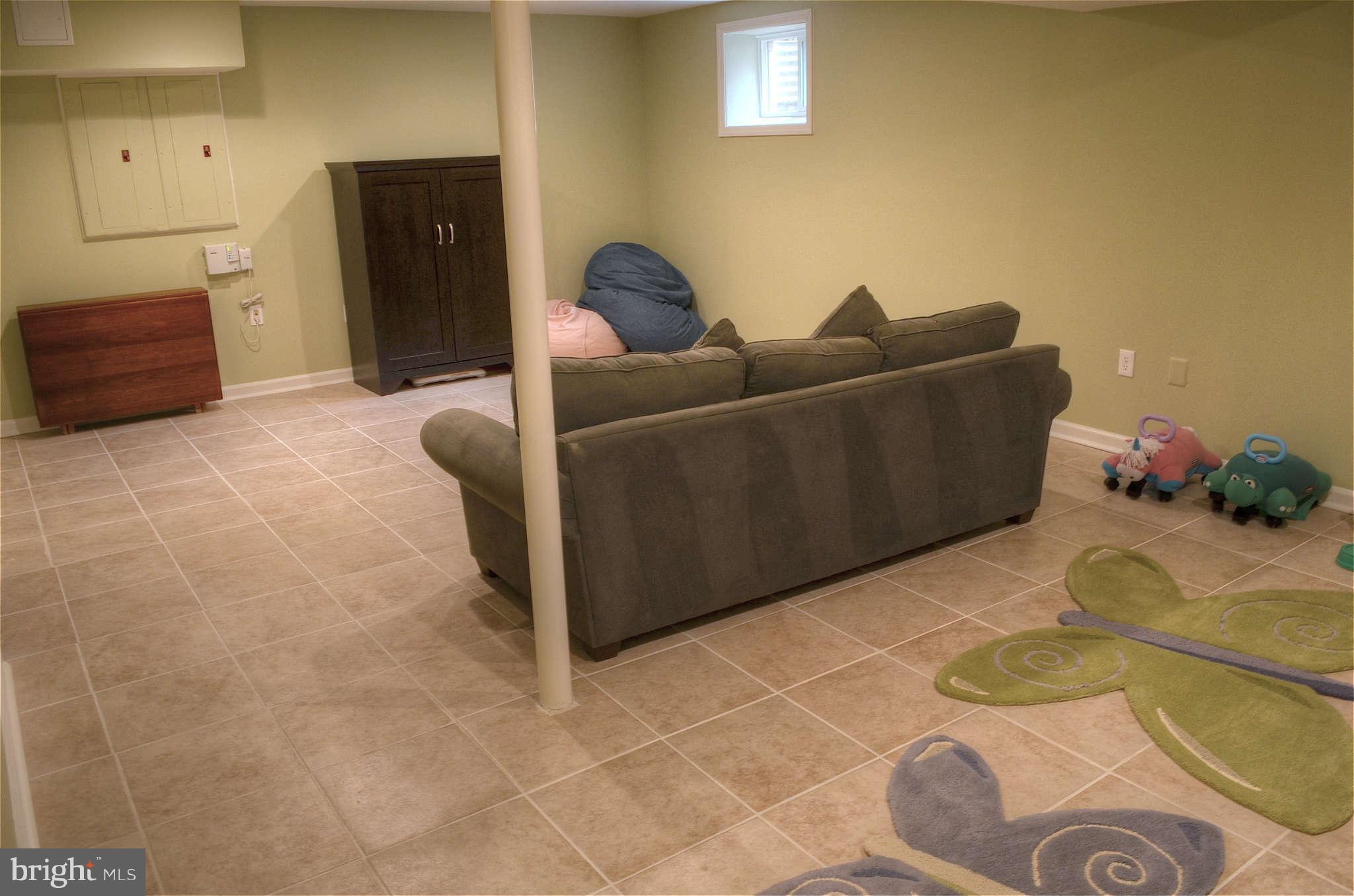 2510 Farrier Lane Reston, VA 20191 - Photo 20 of 26 Basement