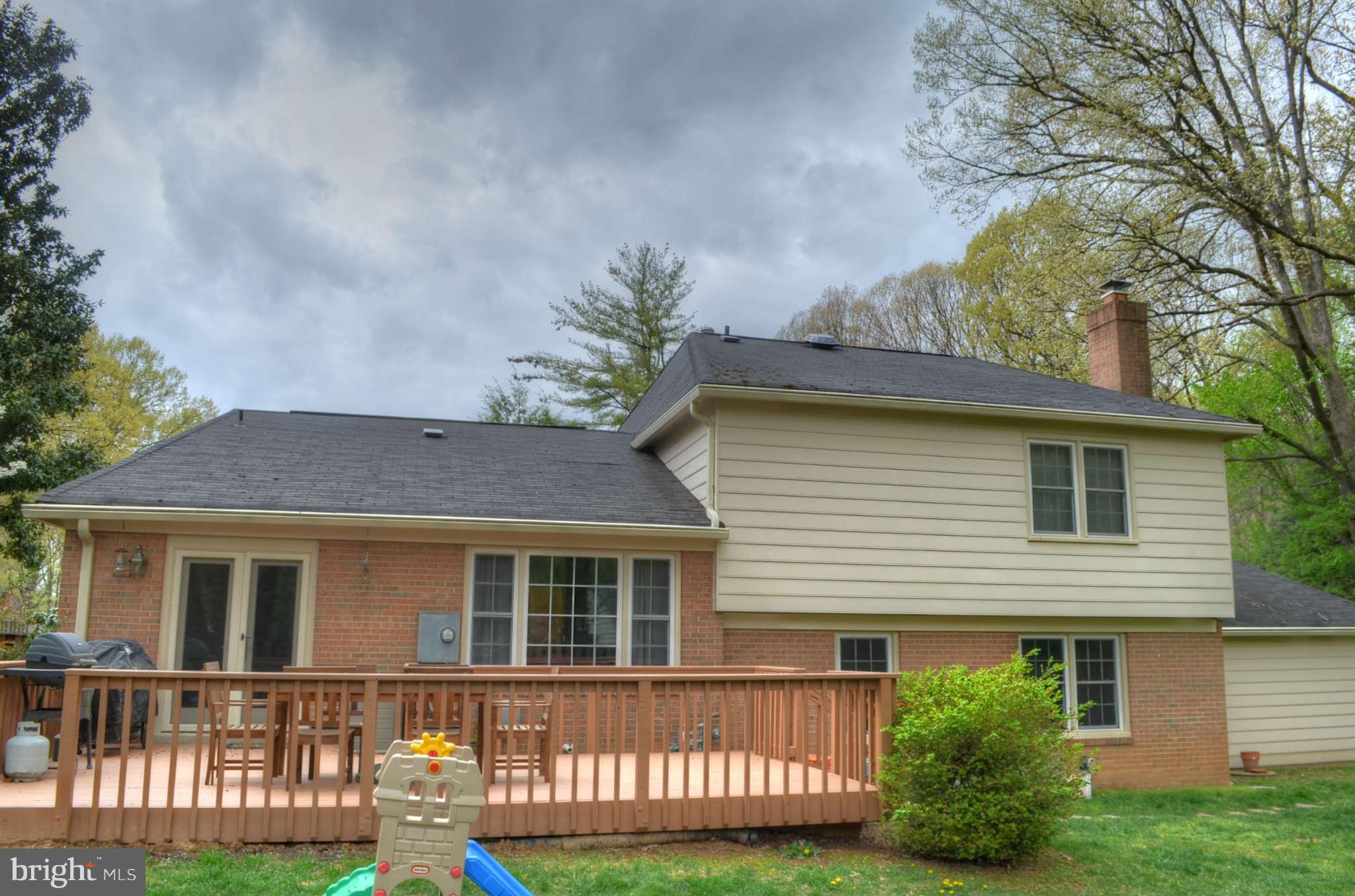 2510 Farrier Lane Reston, VA 20191 - Photo 24 of 26 Exterior (Rear)