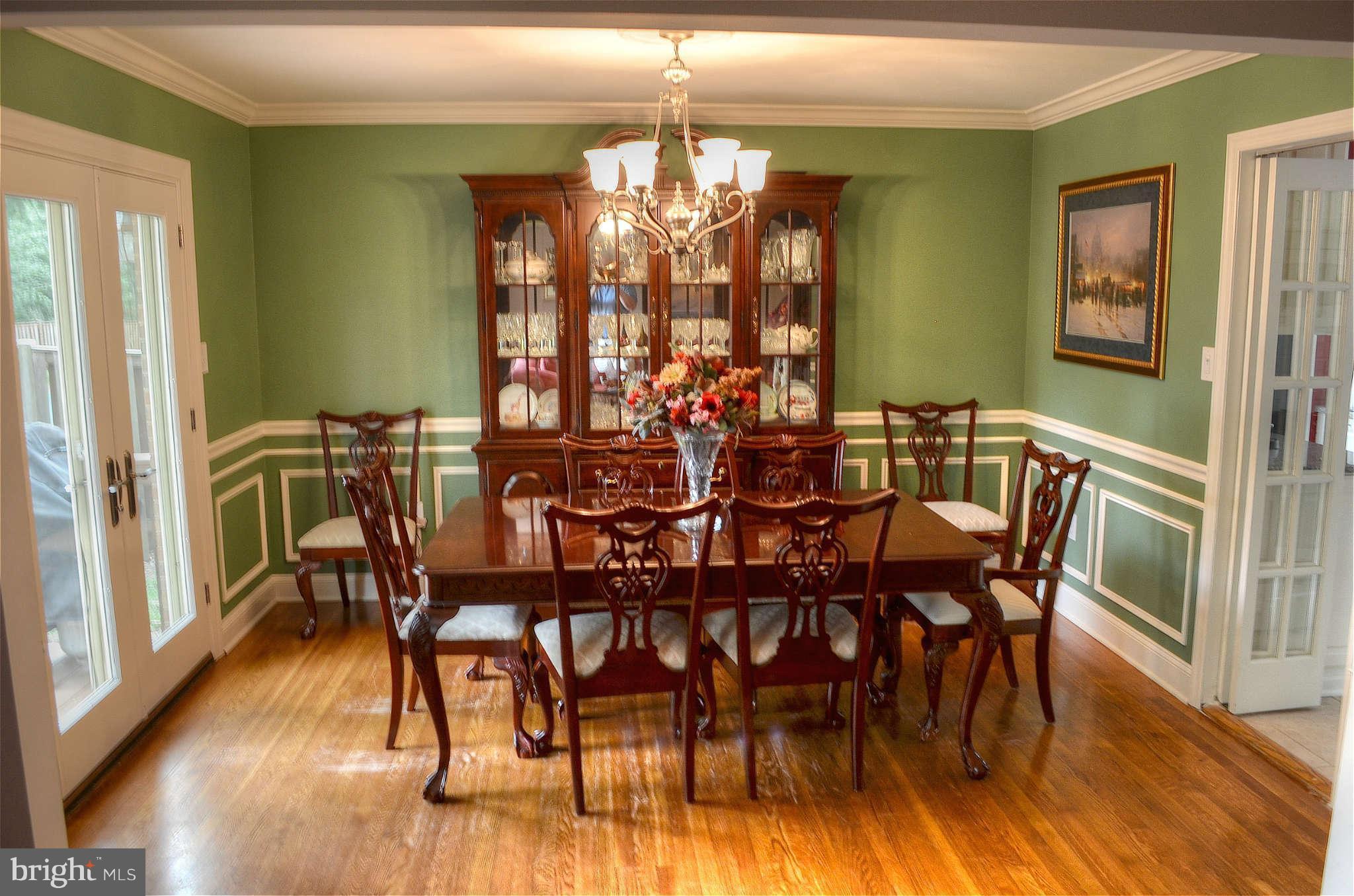 2510 Farrier Lane Reston, VA 20191 - Photo 6 of 26 Dining Room