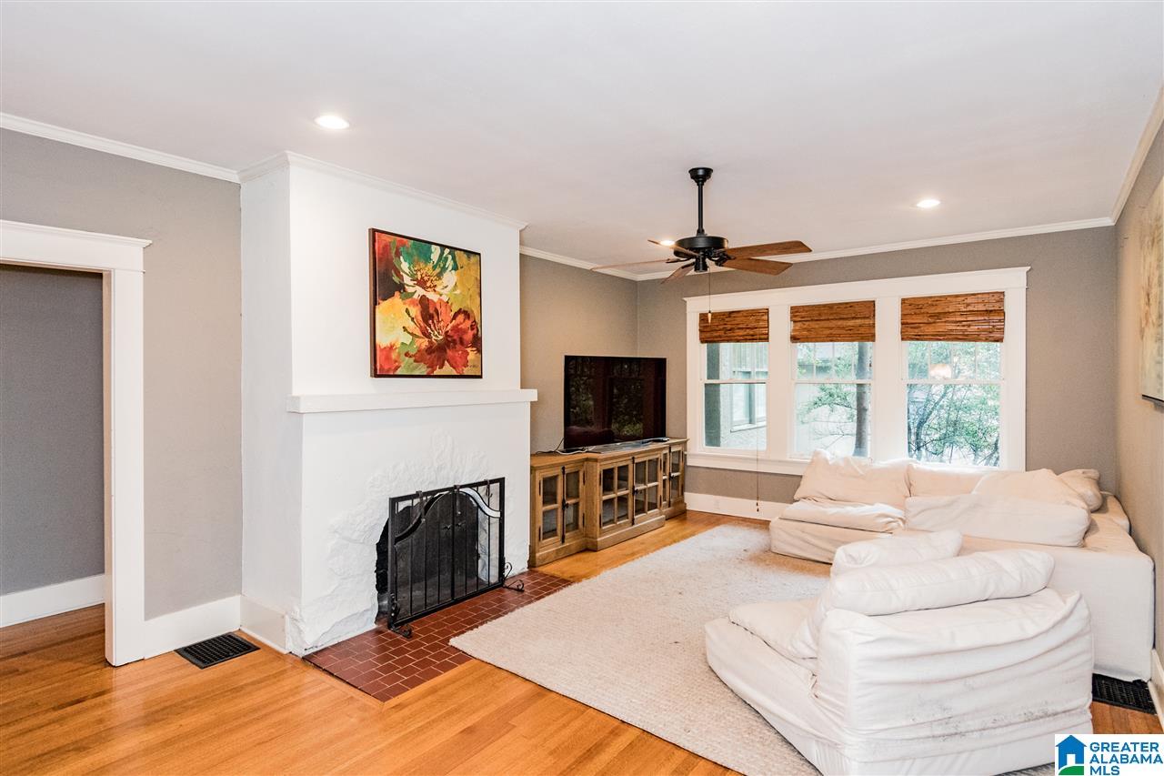908 Irving Road Birmingham, AL 35209 - Photo 9 of 41