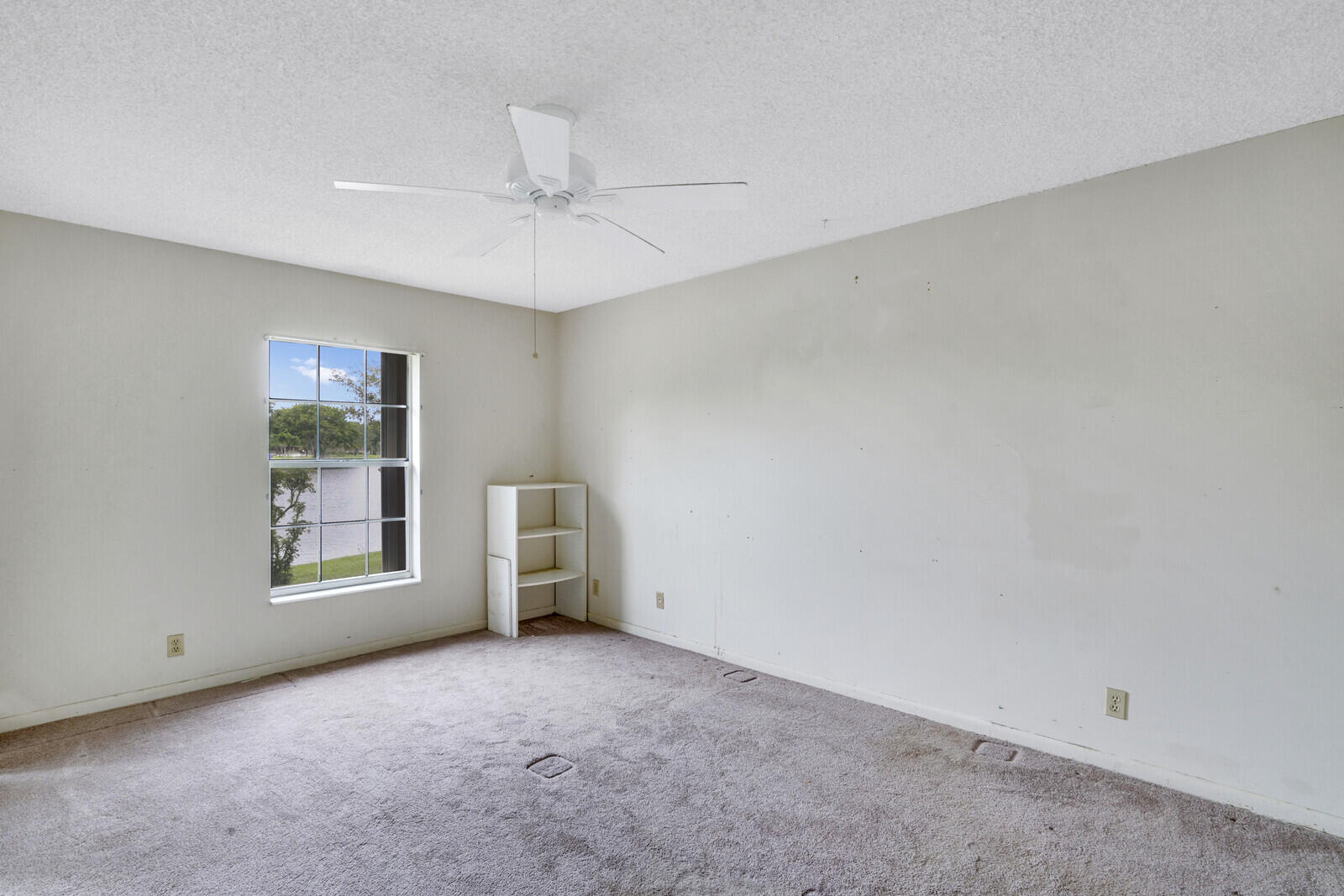 316 Cape Cod Circle, Unit B Lake Worth, FL 33467 - Photo 12 of 38 19_Image_19_mls