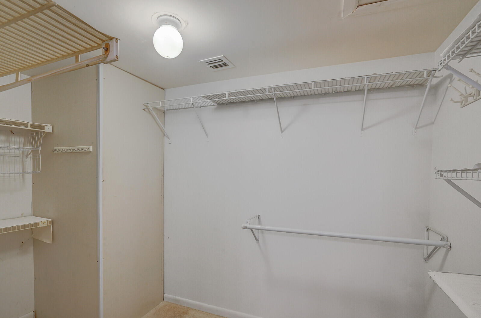 316 Cape Cod Circle, Unit B Lake Worth, FL 33467 - Photo 21 of 38 22_Image_22_mls