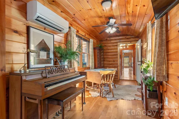 $1,300,000 | 2257 Quiet Creek Lane, Lenoir, NC 28645