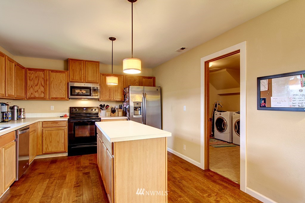 17532 14th Avenue Southeast Bothell, WA 98012 - Photo 6 of 18
