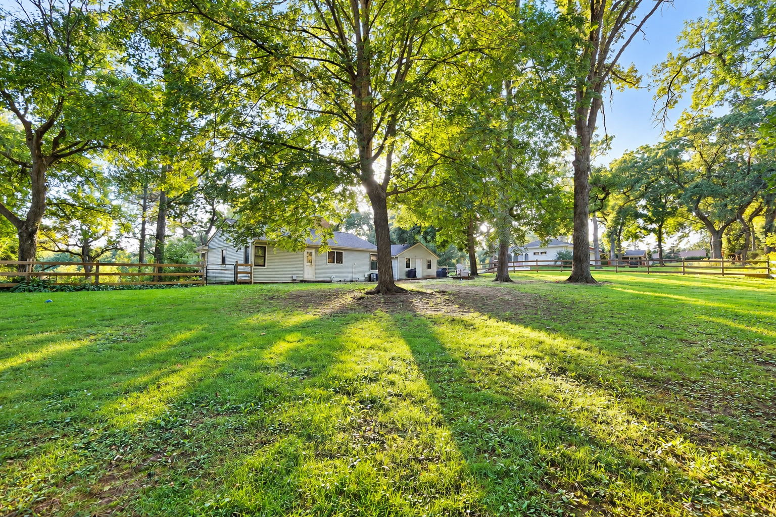 7302 West Hillside Road Crystal Lake, IL 60012 - Photo 24 of 25 Gallery Image 24