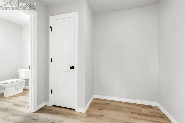 a bathroom with a toilet