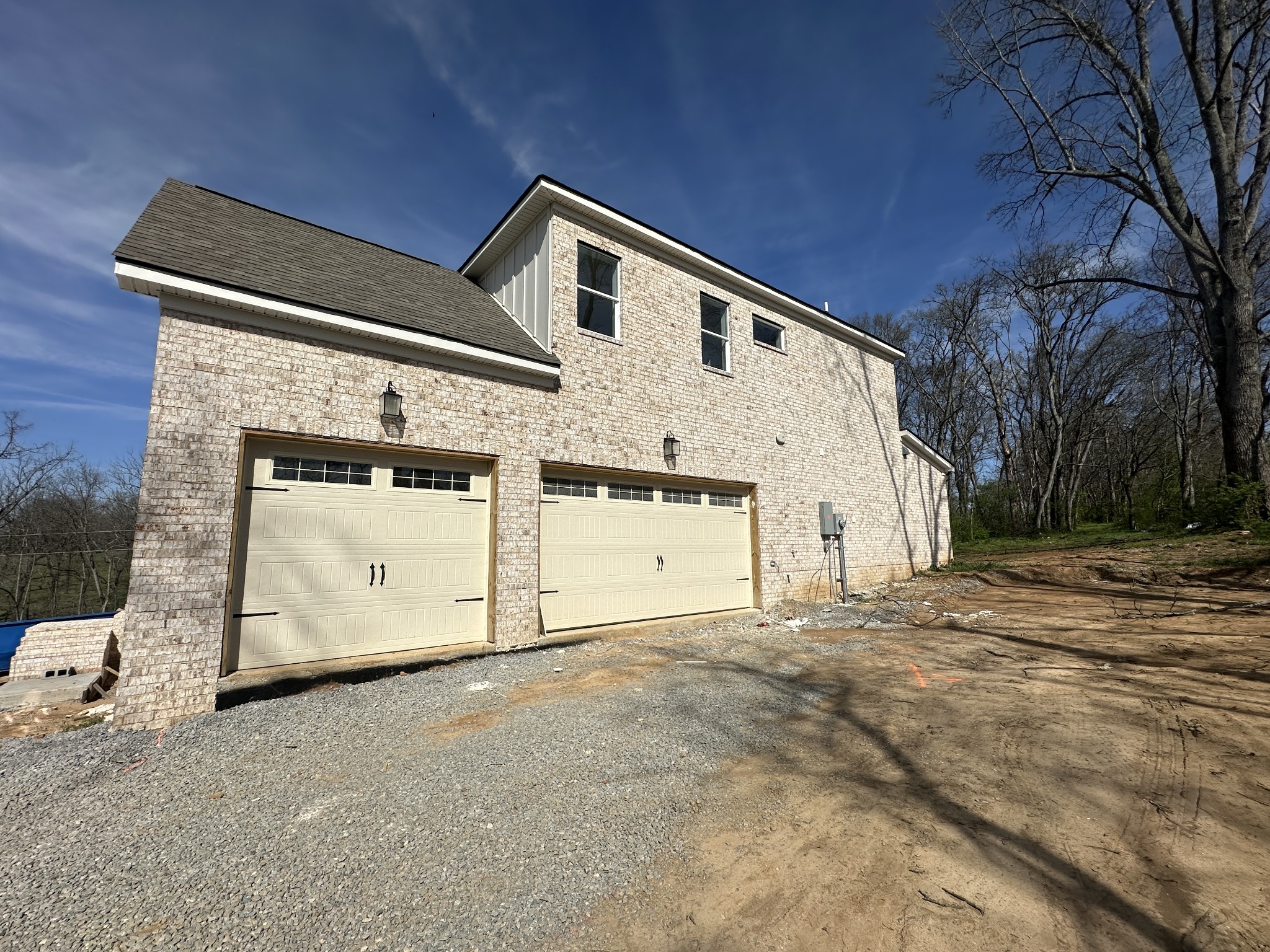 1576 Frye Road Columbia, TN 38401 - Photo 4 of 66 a front view of a house with a garage