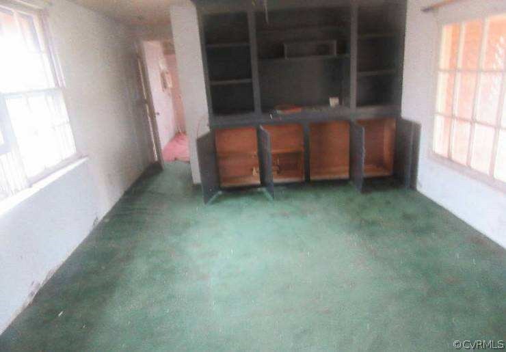 6024 Lockett Road Rice, VA 23966 - Photo 5 of 10 an empty room with windows
