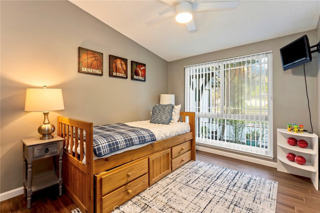 2936 Treefern Drive Duarte, CA 91010 - Photo 22 of 28 Bedroom #2